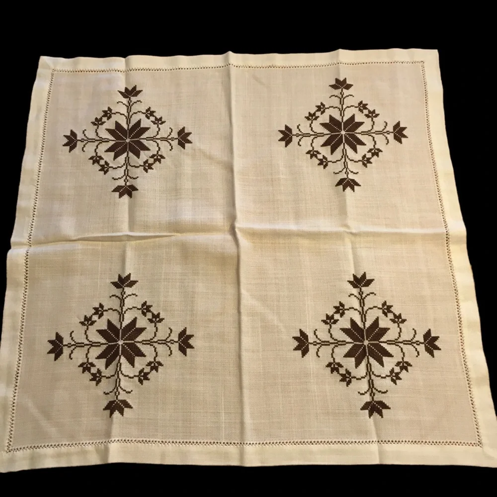 Vintage Linen Table Topper Floral Star Cross Stitch 26” square